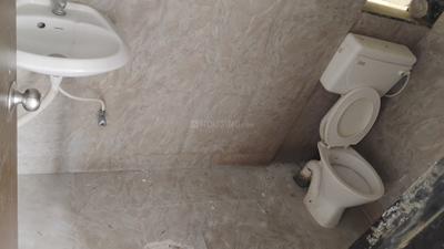 Velsons Heights Bathroom One 4
