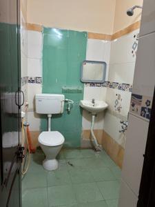 Bathroom Image of 1300 Sq.ft 2 BHK Builder Floor for rent in Vengikkal Tiruvannamalai for Rs. 15000