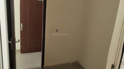 Bedroom Image of 1510 Sq.ft 3.5 BHK Apartment / Flat for rent in Ajnara Le Garden, Noida Extension Greater Noida for Rs. 25000