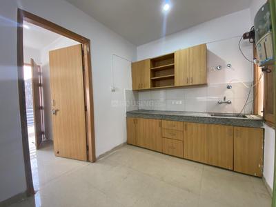 Kitchen Image of 700 Sq.ft 1 BHK Builder Floor for rent in Sector 51 Gurgaon for Rs. 22500