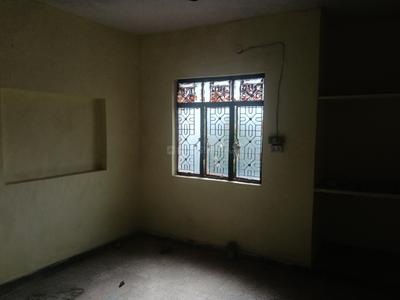 Bedroom Image of 150 Sq.ft 1 RK Apartment / Flat for rent in Shalimar Bagh New Delhi for Rs. 10000