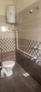 Bathroom Image of 1150 Sq.ft 2 BHK Builder Floor for rent in Perungudi Chennai for Rs. 40000
