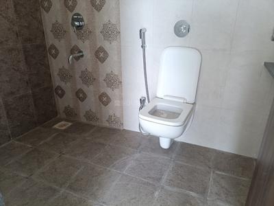 Bathroom Image of 950 Sq.ft 2 BHK Apartment / Flat for rent in Majestique Rhythm County, Handewadi Pune for Rs. 20000
