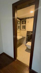 Bathroom Image of 1861 Sq.ft 3 BHK Apartment / Flat for sale in DF Silverline Constructions Queens Terraces, Shivaji Nagar Bengaluru for Rs. 24900000