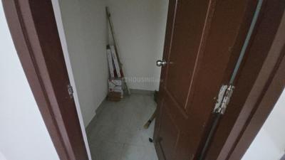 Image of 1020 Sq.ft 2 BHK Apartment / Flat for rent in CGEWHO Kendriya Vihar, Phi II, Greater Noida for Rs. 20000