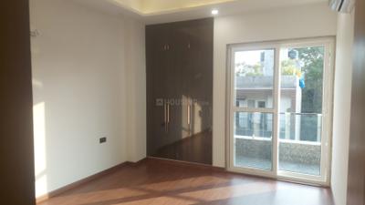 Bedroom Image of 1850 Sq.ft 3 BHK Builder Floor for sale in  RWA Greater Kailash 1 Block S, Greater Kailash I New Delhi for Rs. 65000000