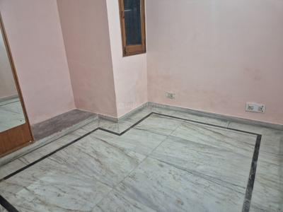 Bedroom Image of 2200 Sq.ft 3 BHK Builder Floor for rent in Sector 41 Noida for Rs. 30000