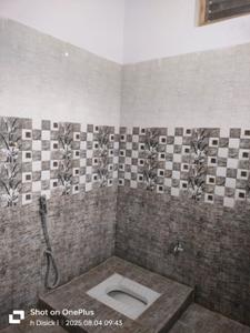 Bathroom Image of 1200 Sq.ft 2 BHK Independent House for rent in Yelwala Mysore for Rs. 9000