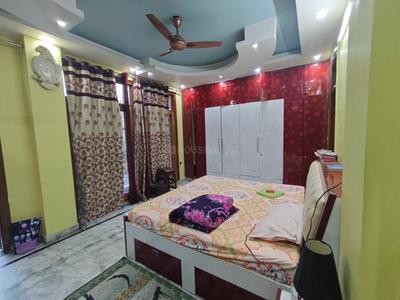 Bedroom Image of 1950 Sq.ft 3 BHK Builder Floor for rent in Eta I Greater Noida for Rs. 40000