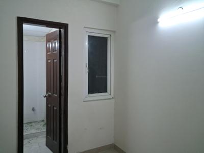 Servant Room Image of 1685 Sq.ft 3 BHK Apartment / Flat for sale in Paramount Floraville, Kulesara Noida for Rs. 21000000