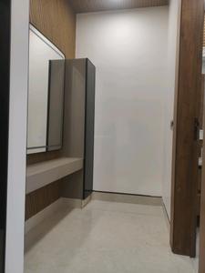 Bedroom One Image of 3220 Sq.ft 4 BHK Builder Floor for sale in Ridhi Platinum Floors, Sector 46 Faridabad for Rs. 38500000