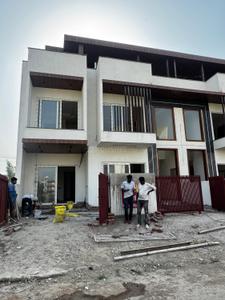 Image of 5200 Sq.ft 6 BHK Duplex for sale in DLF Mullanpur, Chandigarh for Rs. 44500000