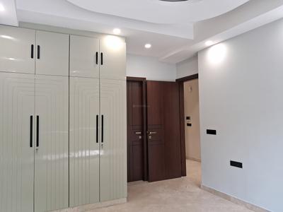 Bedroom Image of 2250 Sq.ft 4 BHK Builder Floor for sale in Paschim Vihar New Delhi for Rs. 46000000