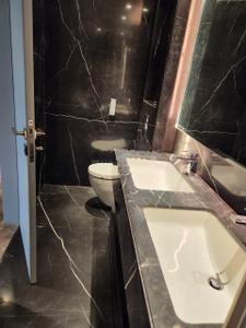 Image of 1621 Sq.ft 3 BHK Apartment / Flat for rent in Monte South, Byculla, Mumbai for Rs. 190000