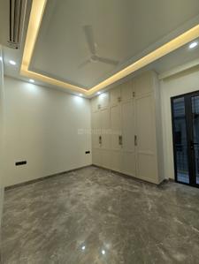 Bedroom Image of 1720 Sq.ft 3 BHK Builder Floor for sale in East Of Kailash New Delhi for Rs. 52500000