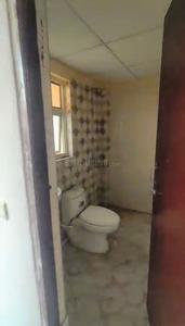Bathroom Image of 925 Sq.ft 2.5 BHK Apartment / Flat for sale in Eureka Diya Green City, Sikrod Ghaziabad for Rs. 6000000