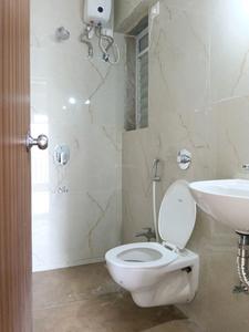 Common Bathroom Image of 630 Sq.ft 1 BHK Apartment / Flat for rent in Raunak Bliss Phase A, Kasarvadavali Thane for Rs. 23000