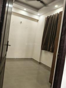 Hall Image of 1050 Sq.ft 2.5 BHK Apartment / Flat for rent in Amrapali Castle, Chi V Greater Noida for Rs. 28000