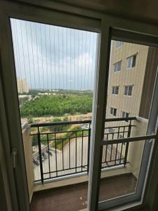 Balcony Image of 900 Sq.ft 2 BHK Apartment / Flat for rent in Shriram Green Field, Bendiganahalli Bengaluru for Rs. 28000