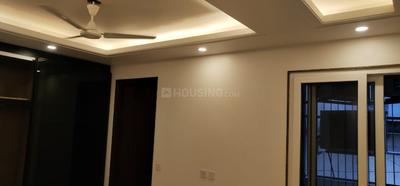 Bedroom Image of 2400 Sq.ft 3.5 BHK Apartment / Flat for sale in Shyam Apartment, Chhattarpur New Delhi for Rs. 24000000