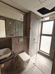 Bathroom Image of 3327 Sq.ft 5 BHK Apartment / Flat for sale in PS Vinayak Navyom, New Alipore Kolkata for Rs. 82500000