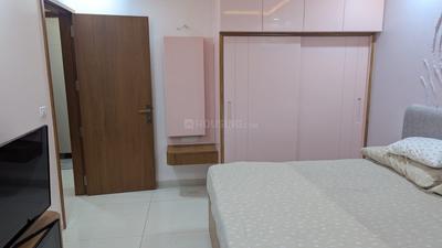 Bedroom Image of 2650 Sq.ft 3 BHK Apartment / Flat for rent in Vaishno Devi Circle Ahmedabad for Rs. 100000