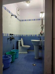 Common Bathroom Image of 1125 Sq.ft 2 BHK Builder Floor for sale in Preet Vihar New Delhi for Rs. 14000000