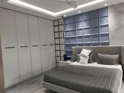 Bedroom Image of 2200 Sq.ft 4 BHK Apartment / Flat for sale in Vile Parle West Mumbai for Rs. 100000000