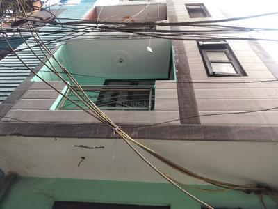 Balcony Image of 225 Sq.ft 1 RK Builder Floor for sale in Shahdara New Delhi for Rs. 1150000