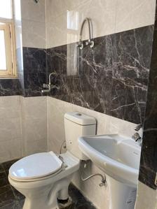 Image of 950 Sq.ft 2 BHK Apartment / Flat for sale in SVP Gulmohur Garden, Raj Nagar Extension, Ghaziabad for Rs. 6810000