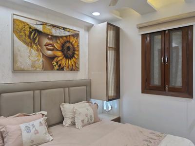 Bedroom Image of 810 Sq.ft 3 BHK Apartment / Flat for sale in Dwarka Mor New Delhi for Rs. 5600000