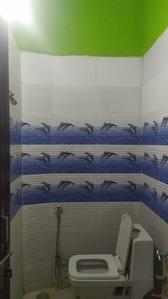 Bathroom Image of 1000 Sq.ft 2 BHK Independent House for rent in Neoteric Garden Homes, Mahalgaon Gwalior for Rs. 9000