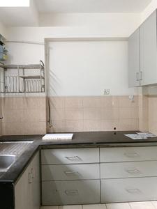 Kitchen Image of 700 Sq.ft 2 BHK Apartment / Flat for rent in Rosa Manhattan, Hiranandani Estate Thane for Rs. 50000