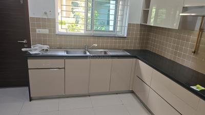 Kitchen Image of 7500 Sq.ft 4 BHK Villa for rent in Adani The North Park, Shantigram Ahmedabad for Rs. 250000