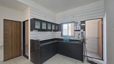 Kitchen Image of 900 Sq.ft 3 BHK Apartment / Flat for sale in Waghodia Road Vadodara for Rs. 3800000