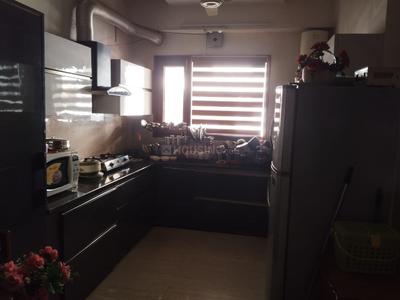 Kitchen Image of 2200 Sq.ft 4 BHK Apartment / Flat for sale in Peer Muchalla Zirakpur for Rs. 8500000