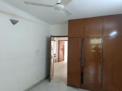 Bedroom Image of 2500 Sq.ft 4 BHK Apartment / Flat for rent in Vasant Kunj New Delhi for Rs. 125000