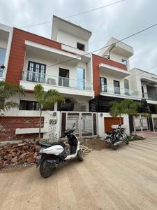 Image of 1000 Sq.ft 3 BHK Duplex for sale in Bijnor, Lucknow for Rs. 5500000