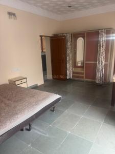 Bedroom Image of 2200 Sq.ft 2 BHK Builder Floor for rent in Manjalpur Vadodara for Rs. 20000
