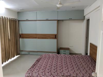 Bedroom Image of 4000 Sq.ft 4 BHK Independent House for rent in Sola Ahmedabad for Rs. 46000