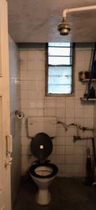 Bathroom Image of 850 Sq.ft 2 BHK Apartment / Flat for sale in Prabhadevi Mumbai for Rs. 28000000