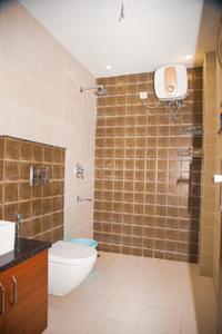 Bathroom Image of 2000 Sq.ft 3 BHK Builder Floor for rent in Sahastradhara Road Dehradun for Rs. 38000