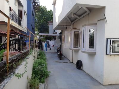 Balcony Image of 2500 Sq.ft 5 BHK Independent House for rent in Sunpharma Road Vadodara for Rs. 40000