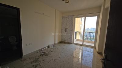 Bedroom Image of 1350 Sq.ft 3 BHK Apartment / Flat for sale in Amrapali Heartbeat City IV, Sector 107 Noida for Rs. 14800000