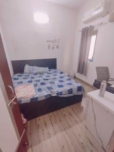 Bedroom Image of 400 Sq.ft 1 BHK Independent House for rent in Sector 4 Gurgaon for Rs. 20000
