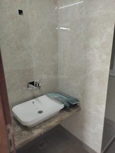 Bathroom Image of 1800 Sq.ft 3 BHK Builder Floor for rent in Subhash Nagar New Delhi for Rs. 45000