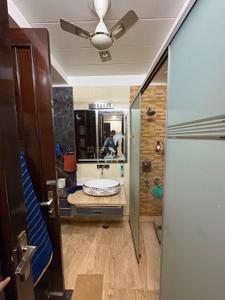 Bathroom Image of 2451 Sq.ft 4 BHK Builder Floor for sale in Anand Vihar New Delhi for Rs. 35000000