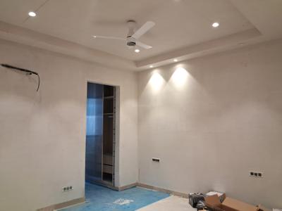 Bedroom Image of 1800 Sq.ft 3 BHK Builder Floor for sale in Paschim Vihar New Delhi for Rs. 40000000