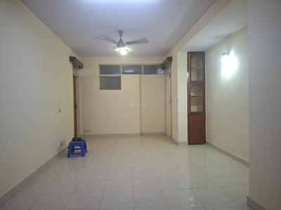 Living Room Image of 1400 Sq.ft 3 BHK Apartment / Flat for rent in Saransh Apartments, Patparganj New Delhi for Rs. 46000
