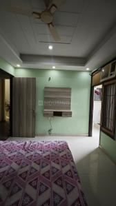 Bedroom Image of 400 Sq.ft 1 RK Apartment / Flat for rent in Sector 71 Noida for Rs. 18000